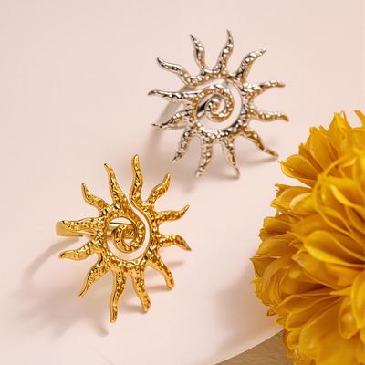 Retro Sunflower Titanium Steel Ring - Women's Fashionable Stainless Steel Jewelry