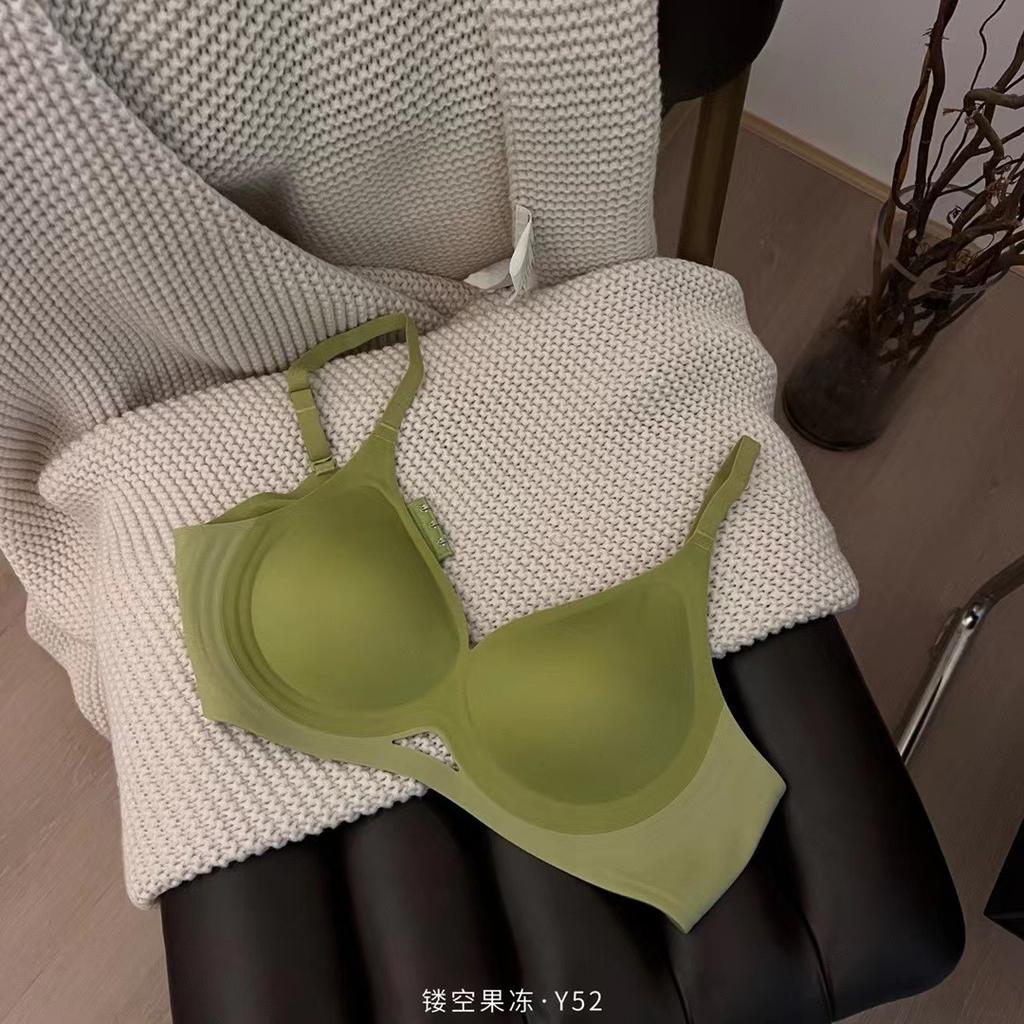 Thin hollow jelly soft support fixed cup underwear women's seamless lift small breasts gather and close the double breasts beautiful back bra