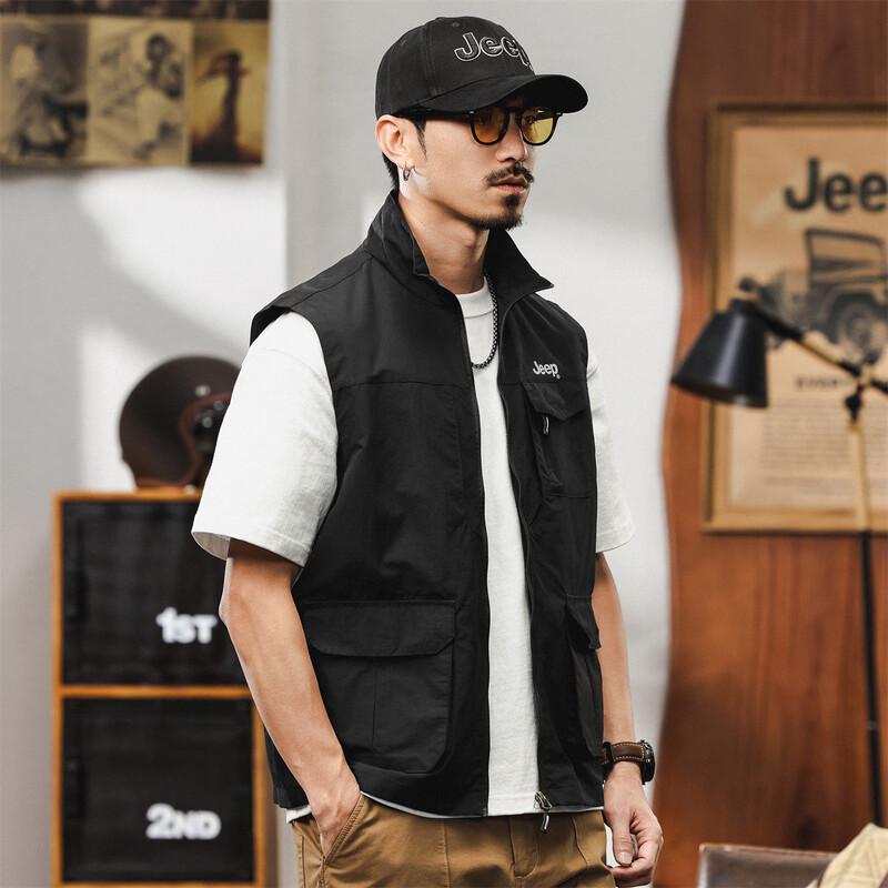 JEEP Men's Lightweight Casual Work Vest
