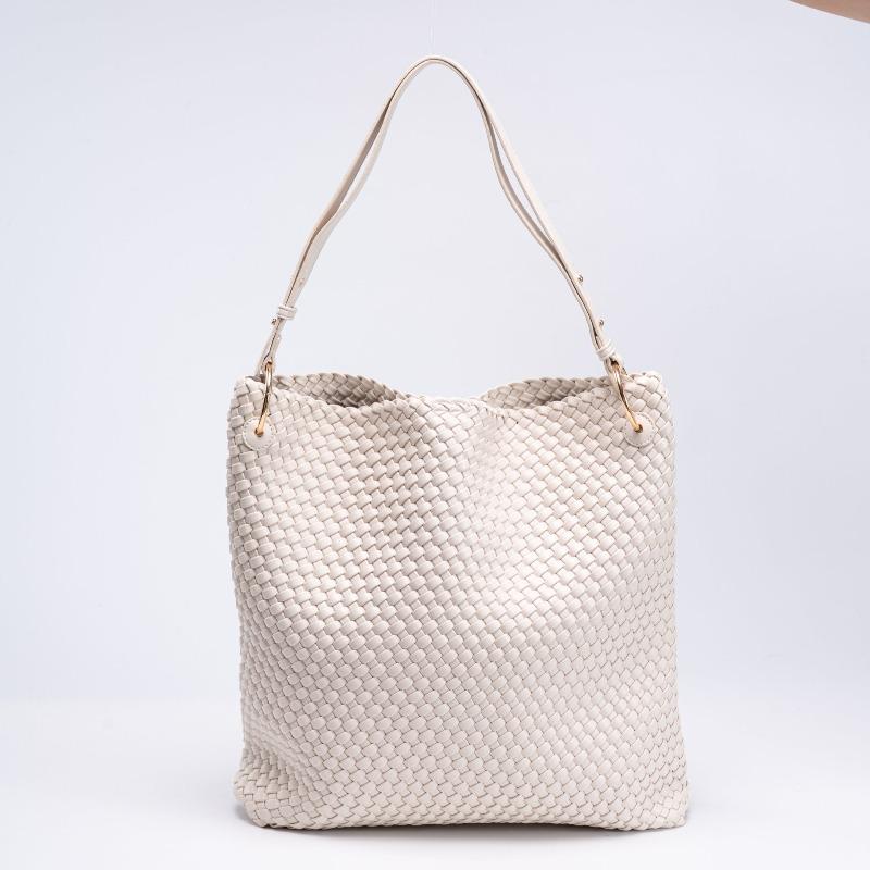 New Large Capacity Hand-woven Bag Versatile Shoulder Bag Commuter Tote Bag High-end Sense Handbag for Women