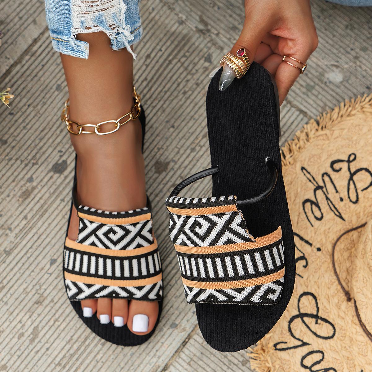 

2024 летние новые классные тапочки на плоской подошве женские повседневные тапочки на плоской подошве в этническом стиле женские модные классные тапочки на плоской подошве 38