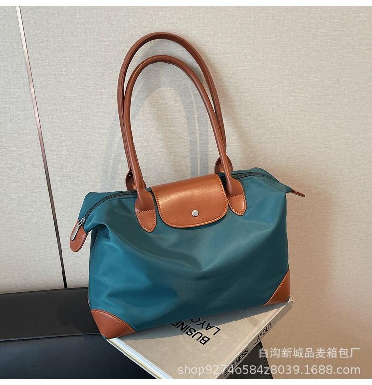 

New short-distance travel bag, large-capacity boarding, business travel accommodation, storage, luggage bag, light yoga fitness sports bag зелёный