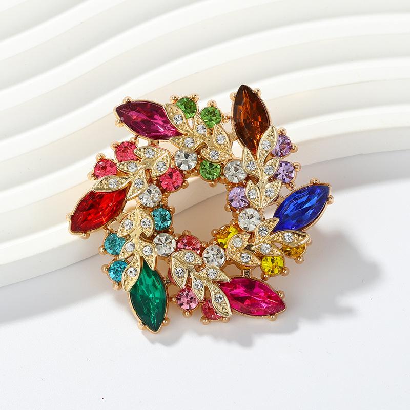 Fashion Crystal Bauhinia Brooch Women's Coat Accessories Premium Light Luxury Wreath Brooch Pin