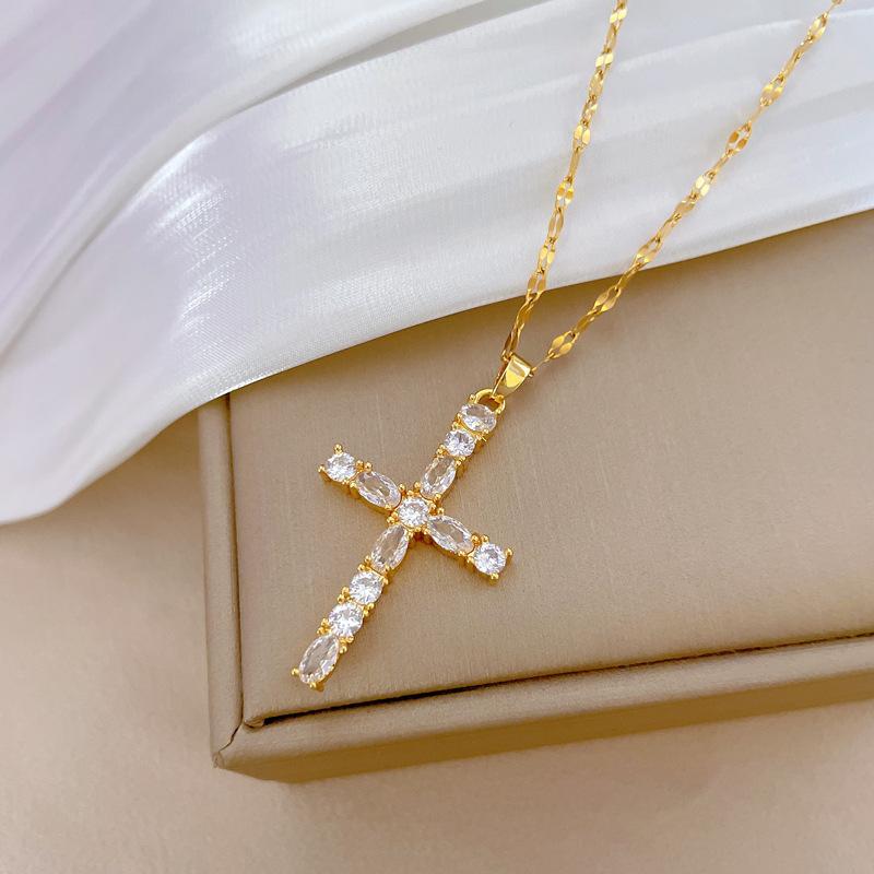 Heavy Industry Cross Light Luxury Temperament Gorgeous Full Diamond Necklace Women'S Versatile Clavicle Chain Titanium Steel Chain