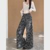 Damen Winterjeans mit hoher Taille und weitem Bein in Camouflage