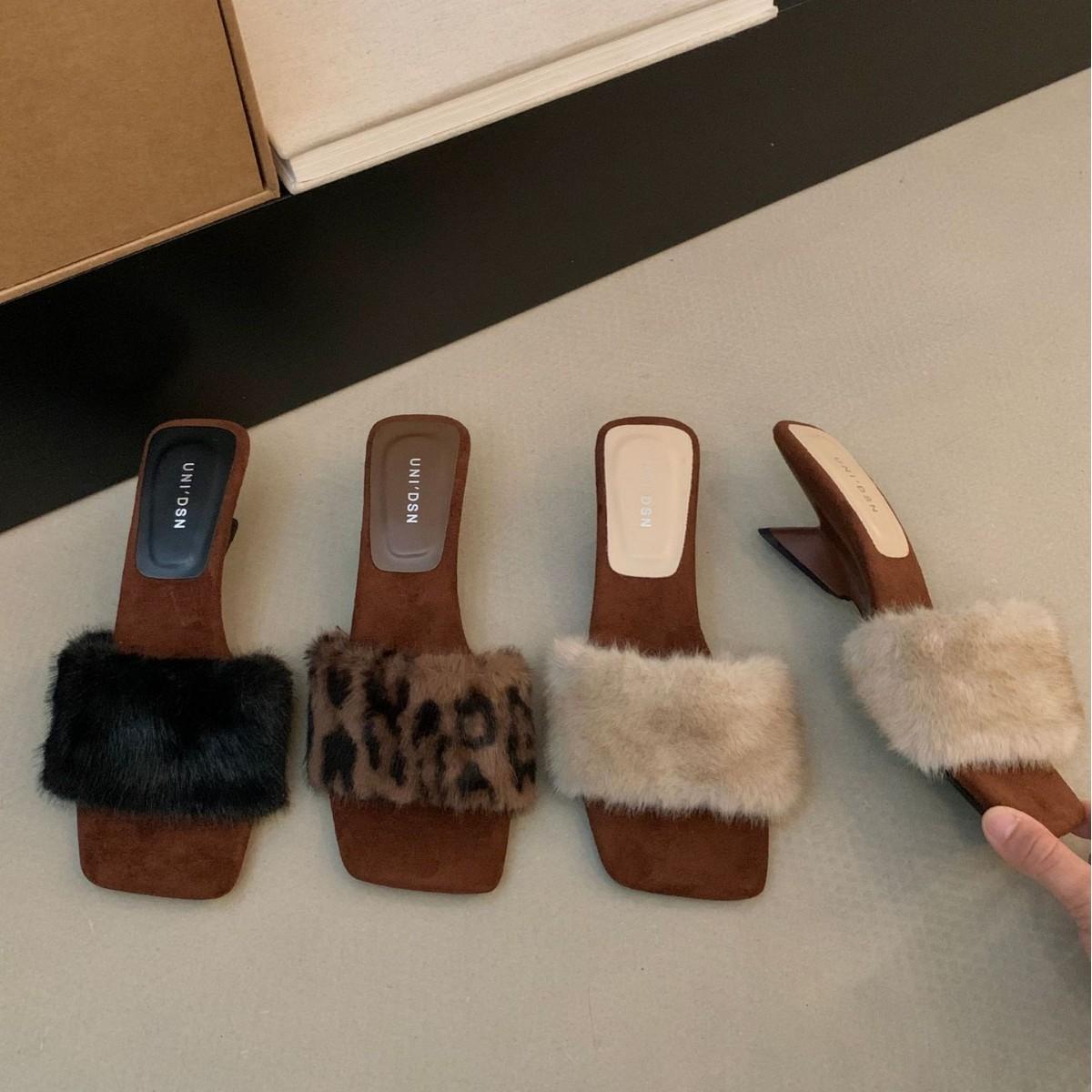 

2025 new square head with hairy slope high heel open toe half drag OL half drag women s sandals 39 леопардовый