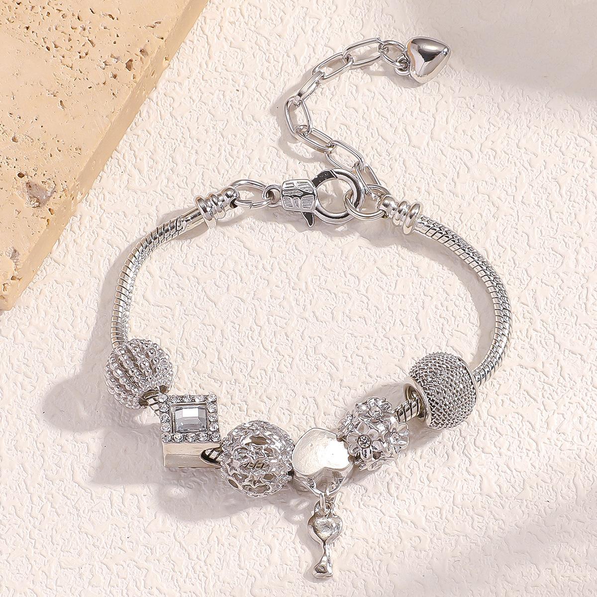 

Fashion Women Hollow Out Floral Heart Lock Key Beaded Bracelet DIY Crystal Rhinestone Design Jewelry Gift