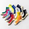 Unisex rutschfeste Sportsocken bis zur Wade mit Gel-Grip & gepolsterter Sohle - Atmungsaktiv für Yoga & Fußball