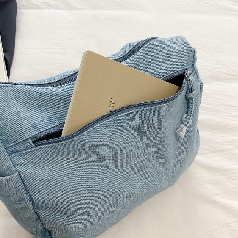 Denim Crossbody Bag for Women with Multi - Pockets & Quilted Detail, Lightweight & Stylish Shoulder Purse