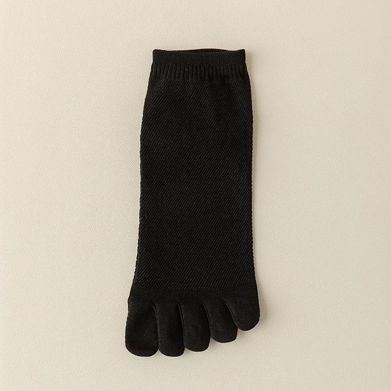 Men's Antibacterial Cotton Split-Toe Socks - Breathable, Sweat-Absorbing Five-Finger Socks for Spring/Summer.