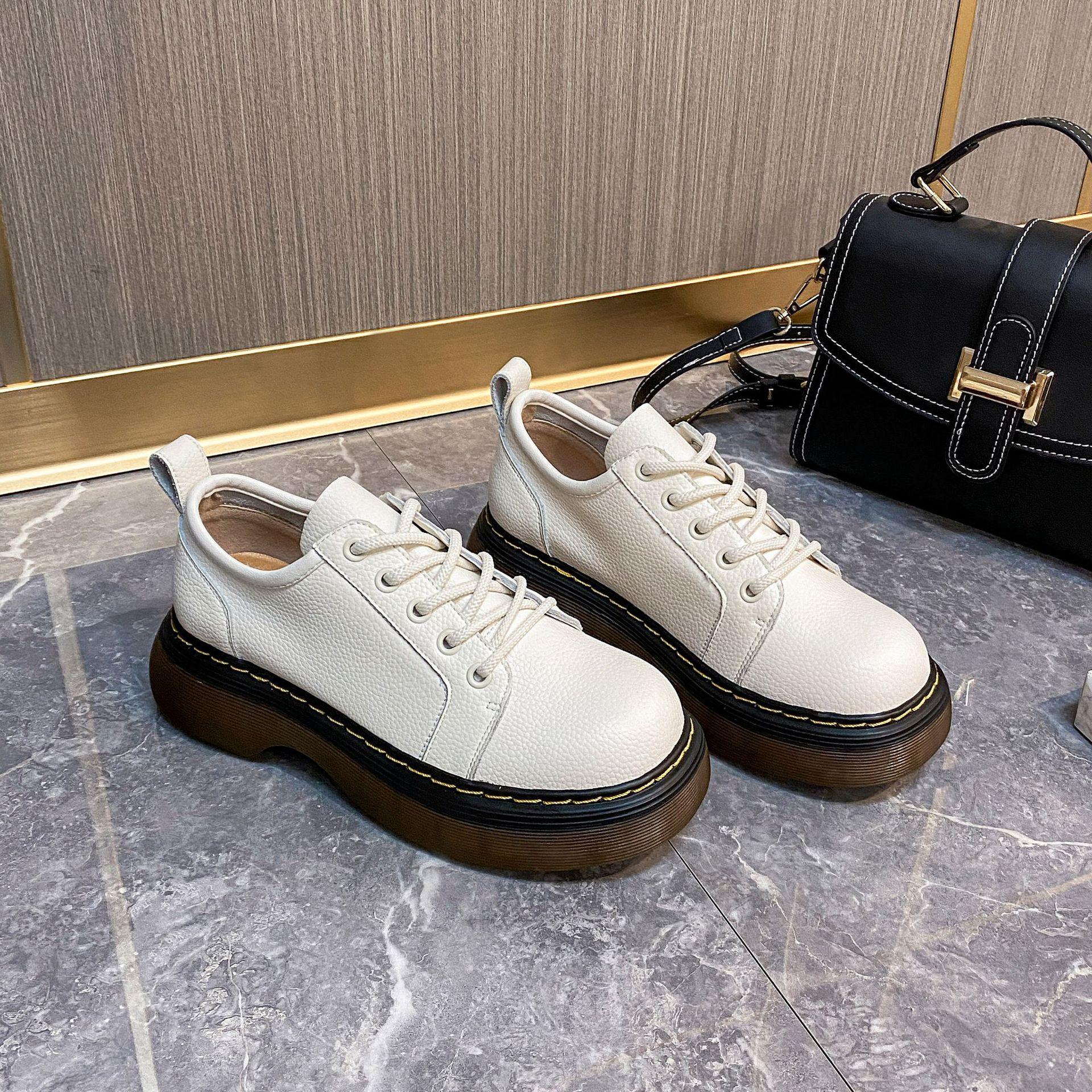 

Women s 2026 Autumn Platform Leather Shoes: Thick Soled British Style, Soft Casual Round-Toed Design 40