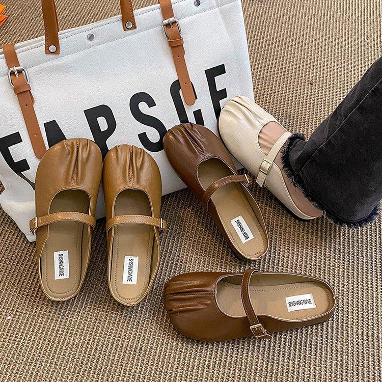 

Lazy bag head half slippers women wear new summer French pleated Doudou Muller shoes flat bottom half drag single shoes 40 темно-коричневого кольору
