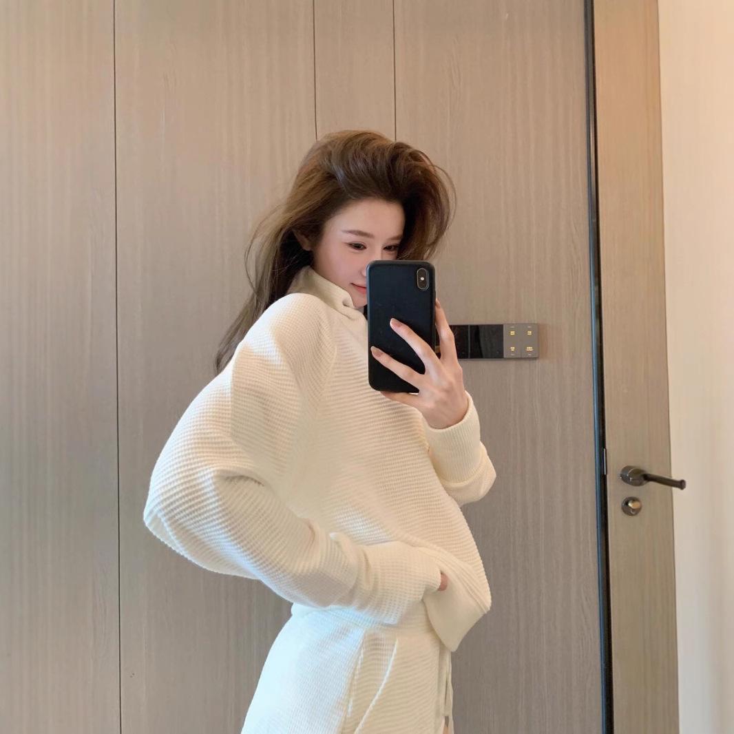 

Узкая женская толстовка для йоги из вафельной вязки - повседневный зимний спортивный топ с высоким воротником Small белый