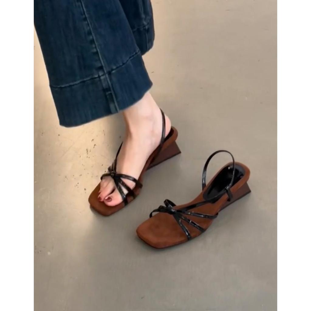 French Temperament Beautiful Roman Sandals Women's 2025 New Open-toed Wedge Heel Versatile High Heels