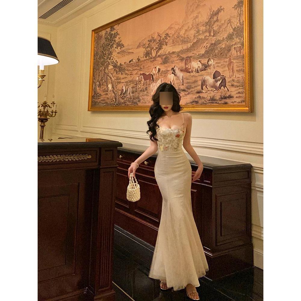 

Temperament bow long-sleeved shirt high waist and thin half-length skirt women s spring new casual S- (can be worn within 45kg)