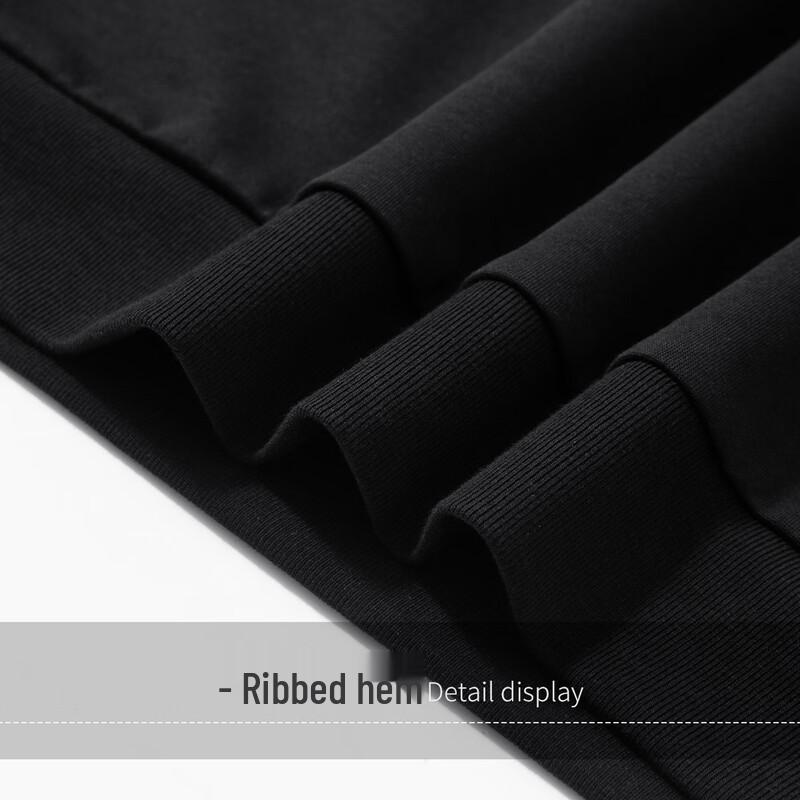 Men's Minimalist Crewneck Long Sleeve T-Shirt