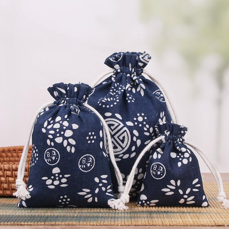 20 Stück Chinesischer Stil Leinen Kordelzug Beutel Vintage Sachet Tasche Mini Schmuck Geschenk Verpackungsbeutel für Partygeschenke Halloween Weihnachtsgeschenke Verpackungsbeutel