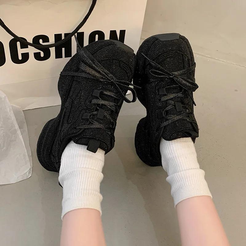 Μόδα 2025 Γυναικεία Παπούτσια Μπαμπά Λαμπερά Στρας Χοντρή Σόλα Casual Αθλητικά Φλας Φθινόπωρο Σόλα από Καουτσούκ Δεν Καλύπτουν τον Αστράγαλο