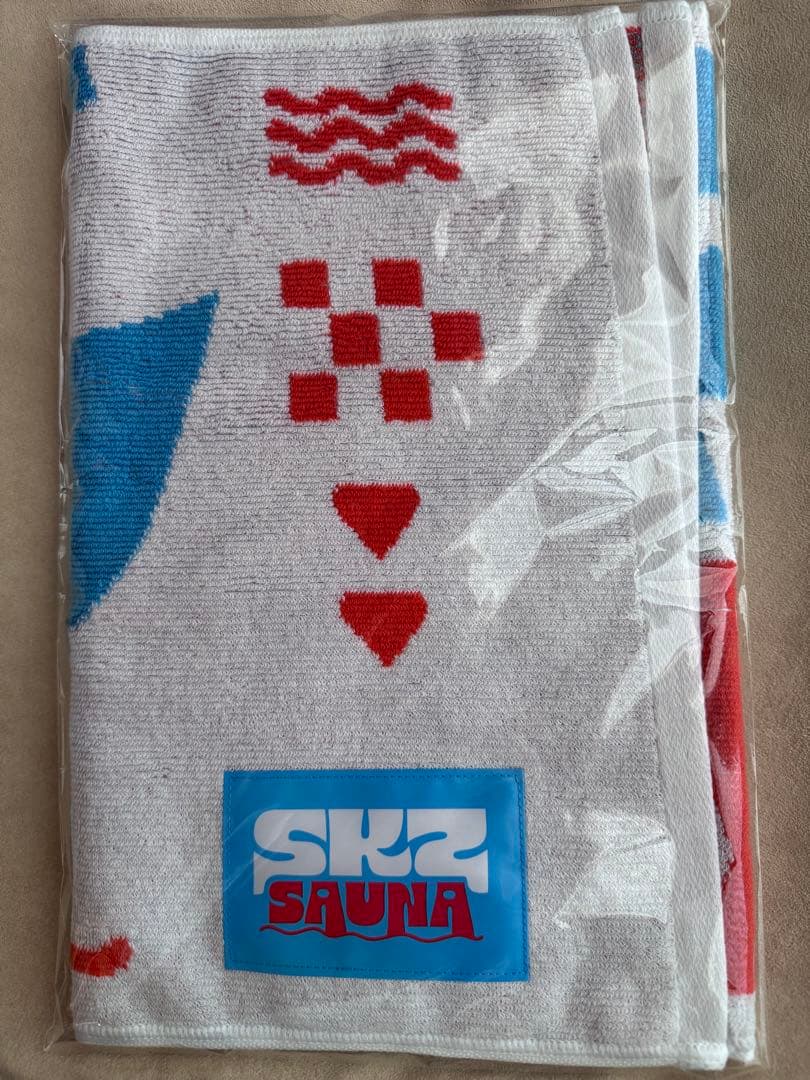 

[USED] StrayKids Sauna Towel