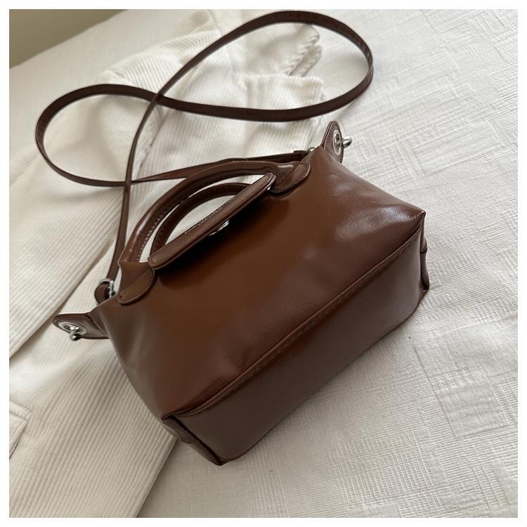 2025 Stylish Dumpling Crossbody & Shoulder Bag - Trendy Niche Design Ladies' Bucket Bag