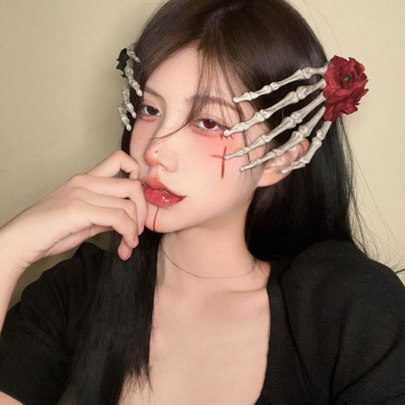 Cool Girls Skeleton Hand Hairpin Trend Barrettes Fashion Hair Ornament Statement Headpiece Women Head Wrap for Ladies