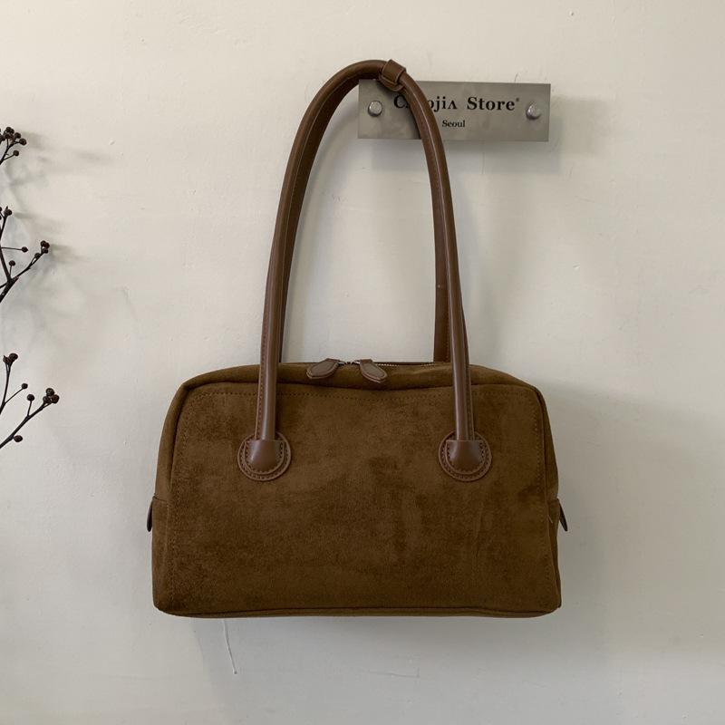 

Retro baguette bag 2025 autumn new simple pillow bag simple underarm bag women s fashion foreign style shoulder bag коричневый