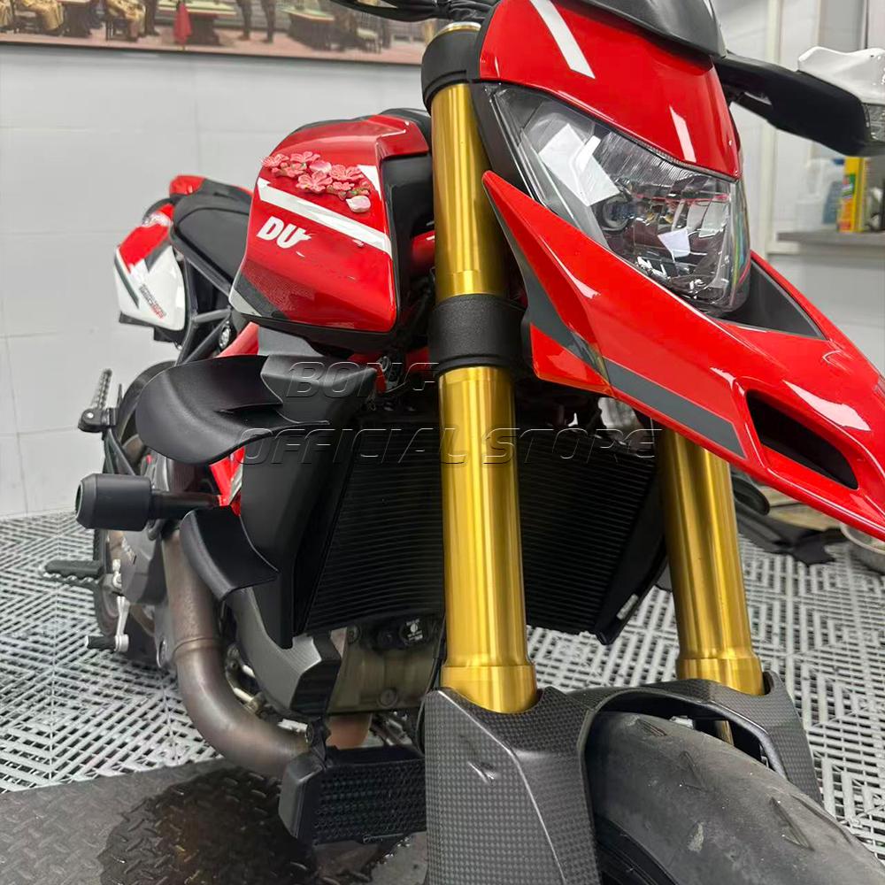 DUCATI Hypermotard 950-hez Oldalsó légterelő Oldalsó spoilerek Első spoilerek Hypermotard 950 SP RVE 2019-2024 Szárnyacskák