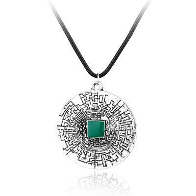 The Maze Runner Labyrinth Pendant Thomas Leather Necklace Fashion Movies Jewelry for Men Women