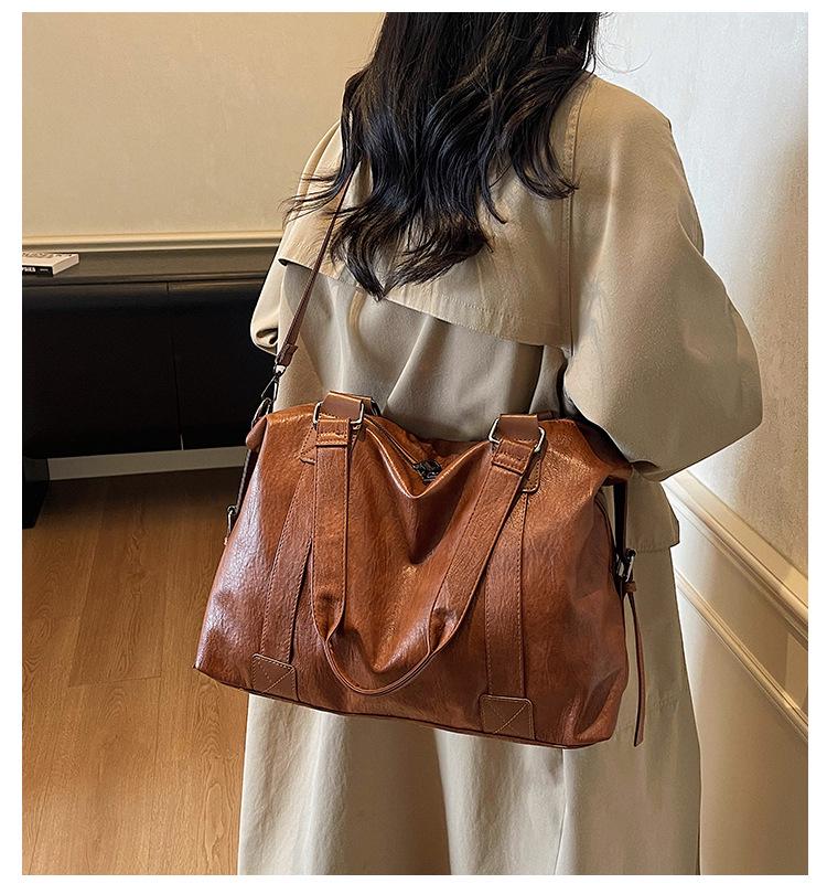 Autumn/Winter Large Capacity Solid Color Versatile Crossbody Travel Bag