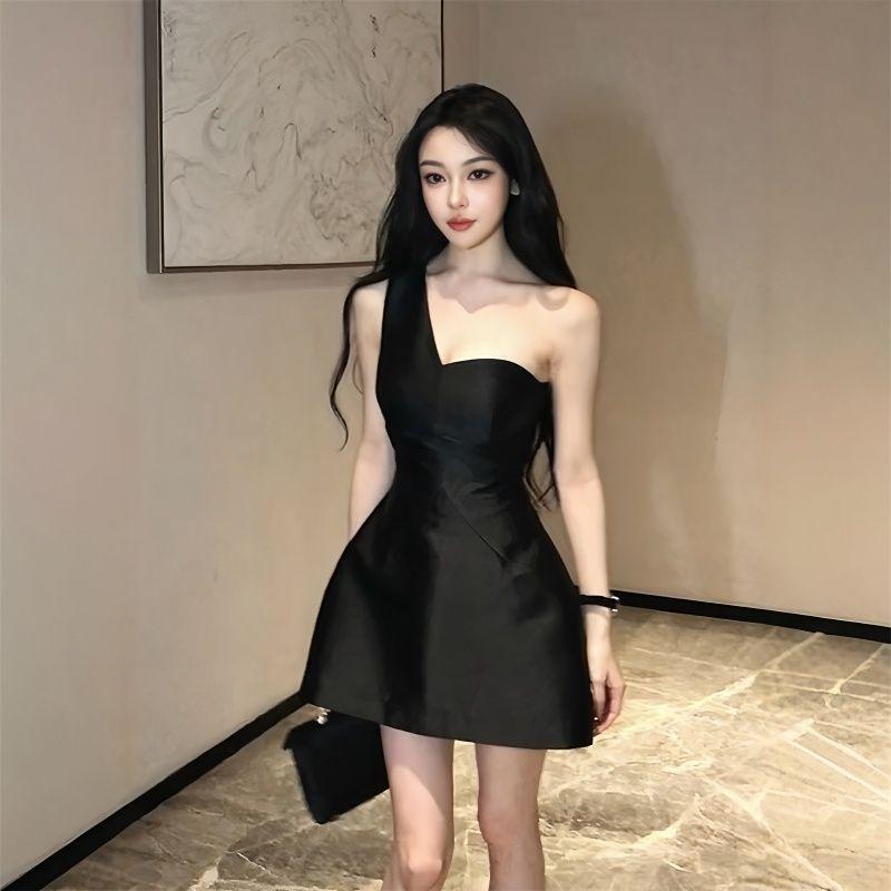 

Hepburn Style Black Tube Top Shoulder Dress Women Summer Super Popular High-Grade Temperament Slim fit Slimming Beautiful Short dress Black Skirt S(78-98)