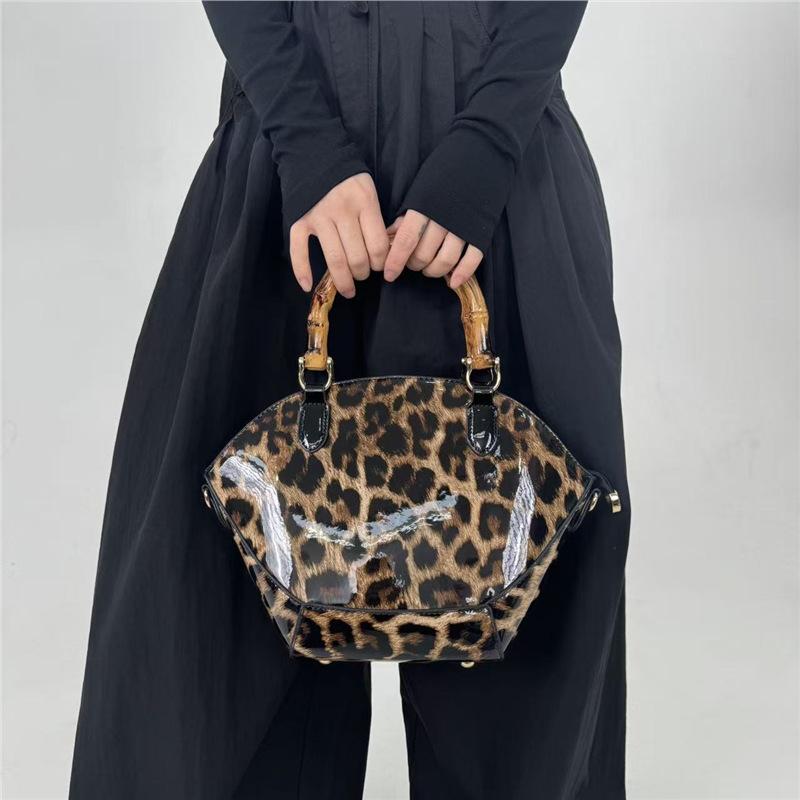Personalized Women S Leopard Print Handbag Glossy Retro Niche Tote Bag standard
