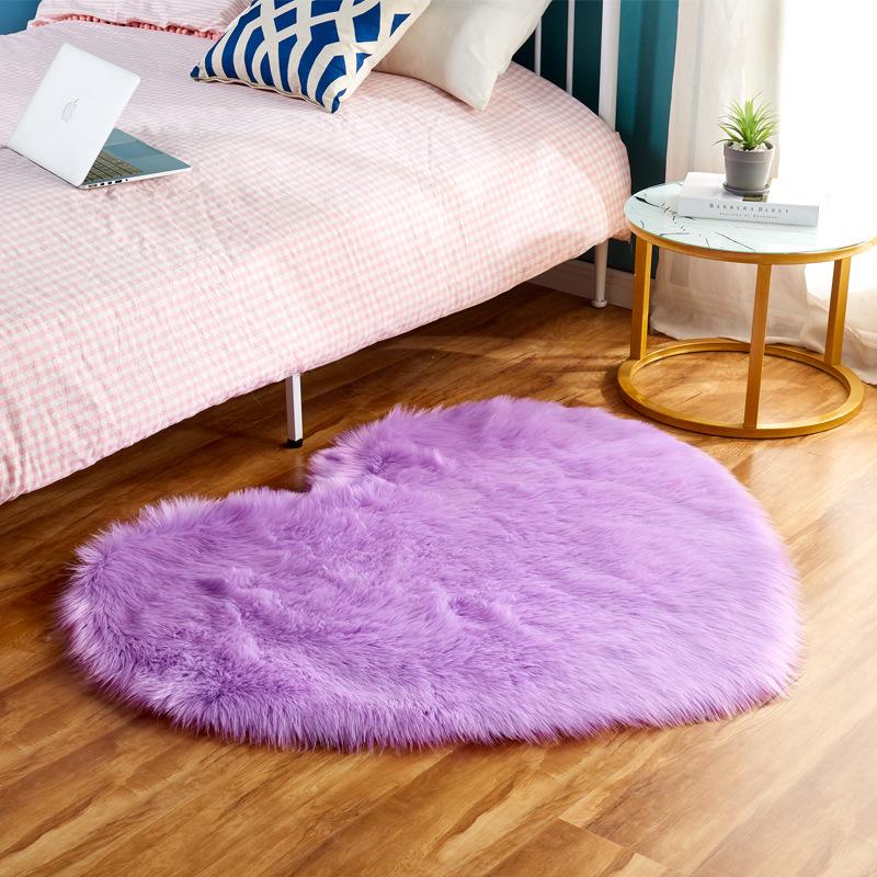 Heart-Shaped Plush Carpet - Long Hair Bedroom Bedside Sofa Mat