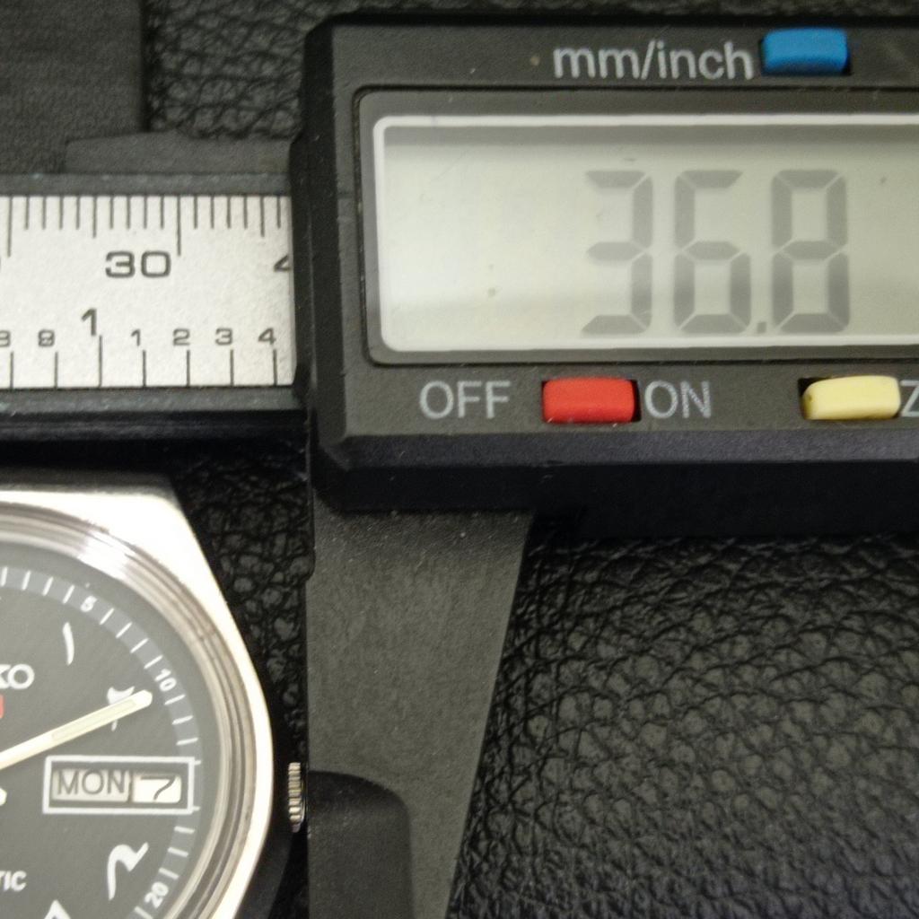 AUTOMATIC 6309A VINTAGE SEIKO 5 JAPAN MENS ARABIC BLACK DIAL WATCH a701437-5 R206b-a701437