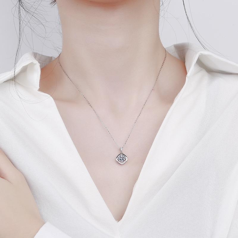 Bague Ringen 1ct VVS D Colored Moissanite Diamond Necklace For Women Silver 925 Jewelry Female Simple Temperament Clavicle Chain