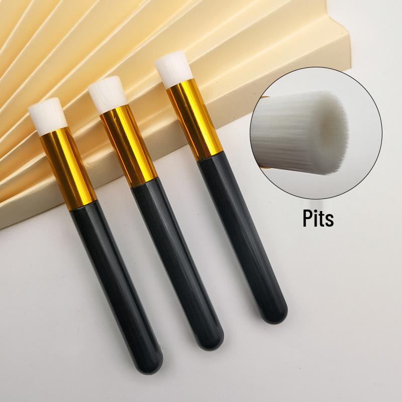 Angled Nose Shadow & Eyelash Cleaning Brush - Blackhead Remover, Makeup & Beauty Tool