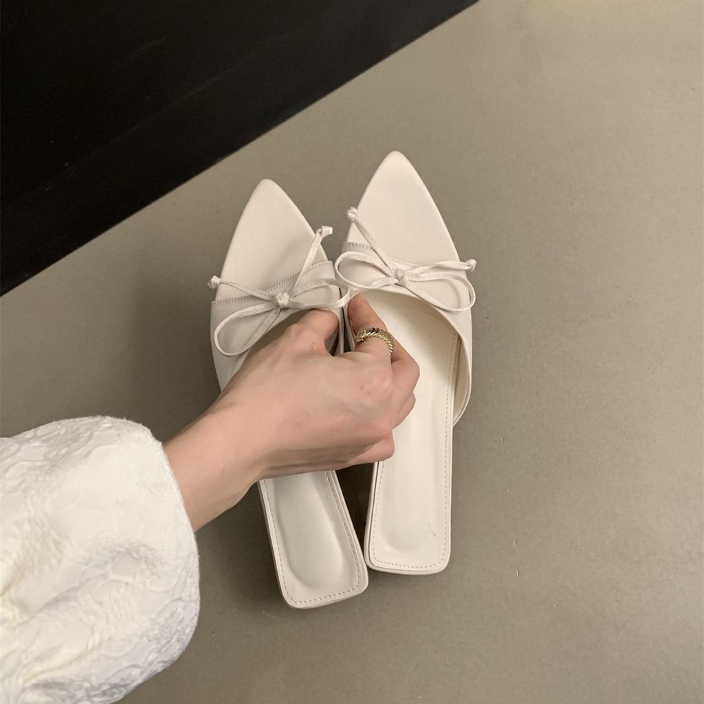 Women's slippers women's summer wear new versatile French gentle temperament fairy small fragrant style with skirt cat and sandals