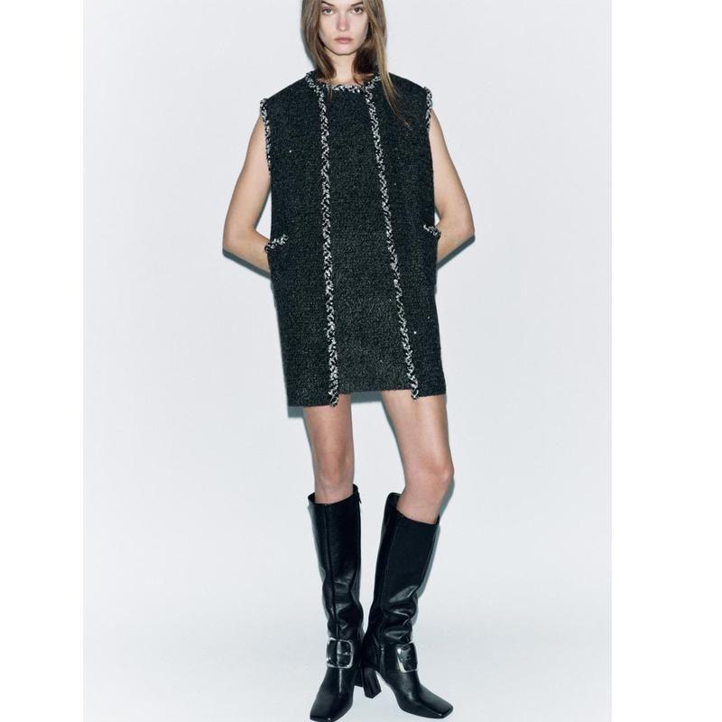 Autumn and Winter New Women Clothes French Style Retro Sequin Decoration Knitted Sleeveless Round Neck Vest Vest 8146107