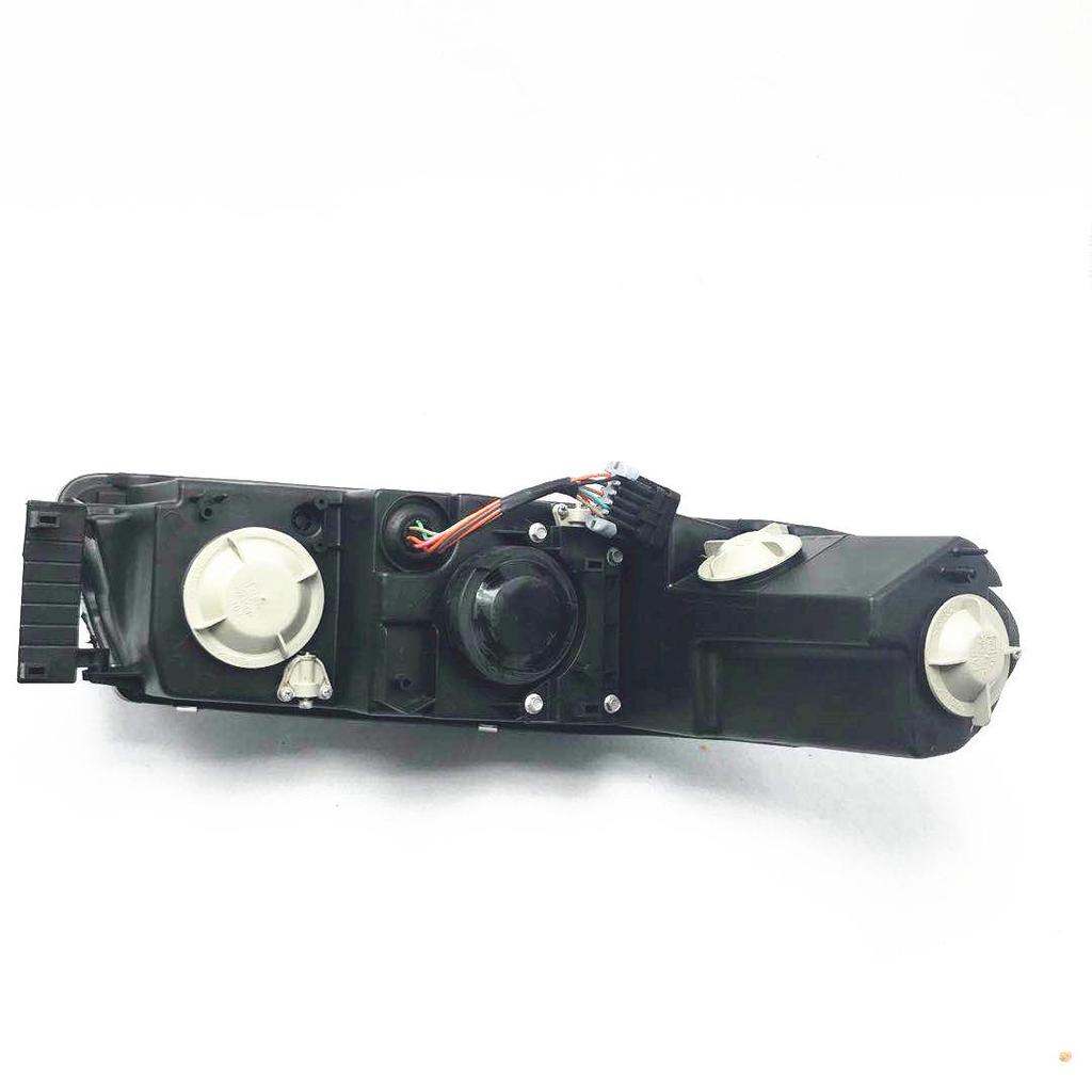 Buick Regal Headlight Assembly for 2003-2008 Models