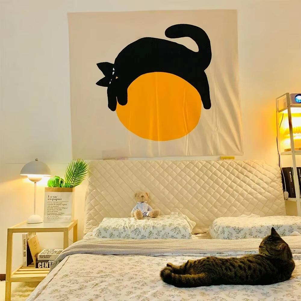 Trendy Abstract Cat Tapestry Stylish Feline Print Modern Wall Art Chic Home Accent for Trendsetting Interiors