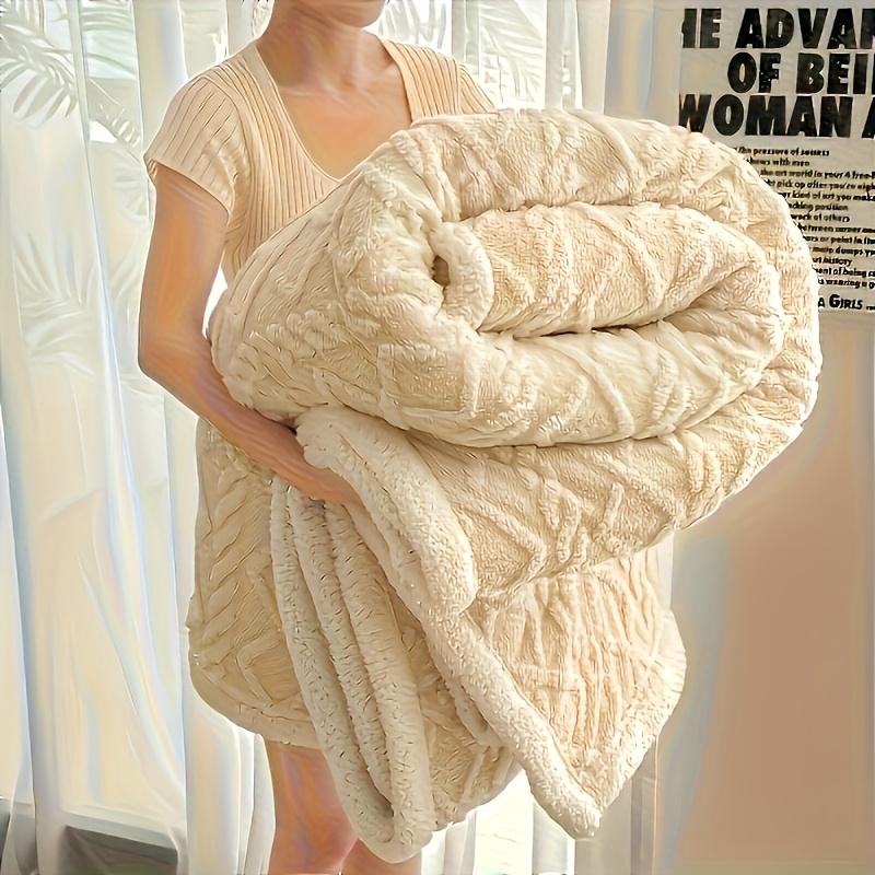 

Luxury Jacquard Fleece Blanket for Adults, Ultra Soft Thick Reversible All Season Throw Blanket, Large Premium Plush Blanket 150x200cm жёлтый