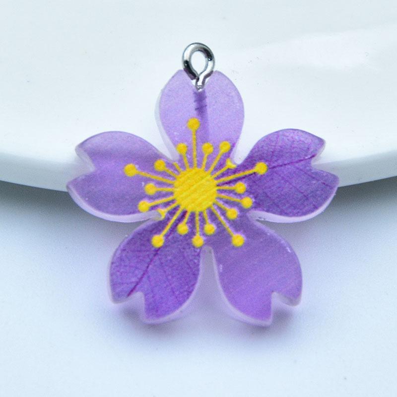 Luminous Sakura Daisy Resin Charms: Earrings, Pendants, Keychains for DIY Jewelry