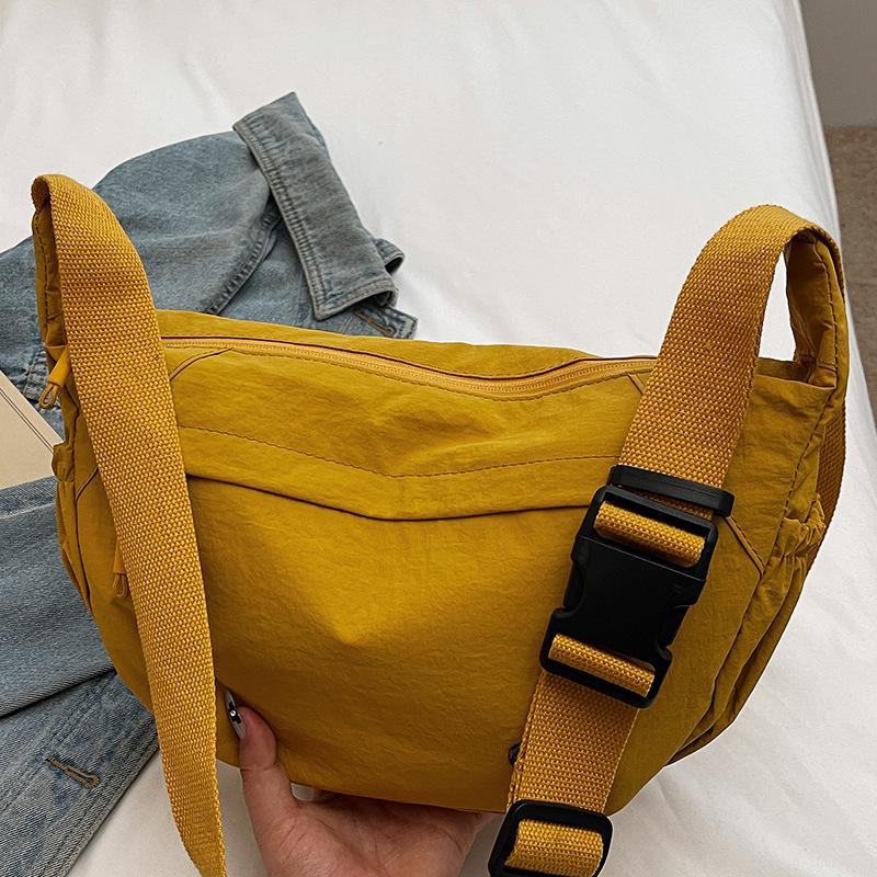 Fashionable and Simple Single-shoulder Bag, Casual Cross-body Bag, Trendy Bag, Single-shoulder Dumpling Bag