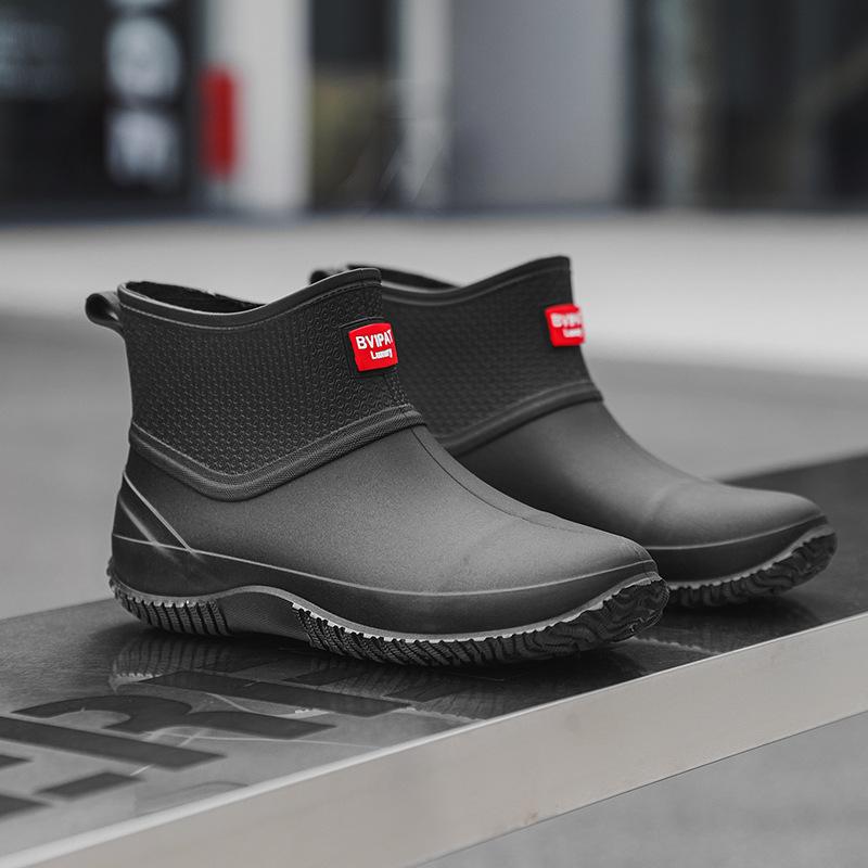 

дождевая обувь женская короткая резиновая обувь носить нескользящие водонепроницаемые сапоги на толстой подошве бархатные короткие уличные дождевые сапоги женские 40 чёрный