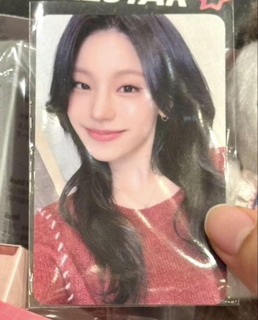 [USED] ITZY Yeji Air Makestar Autograph Session Winner Limited Edition Trading Card B