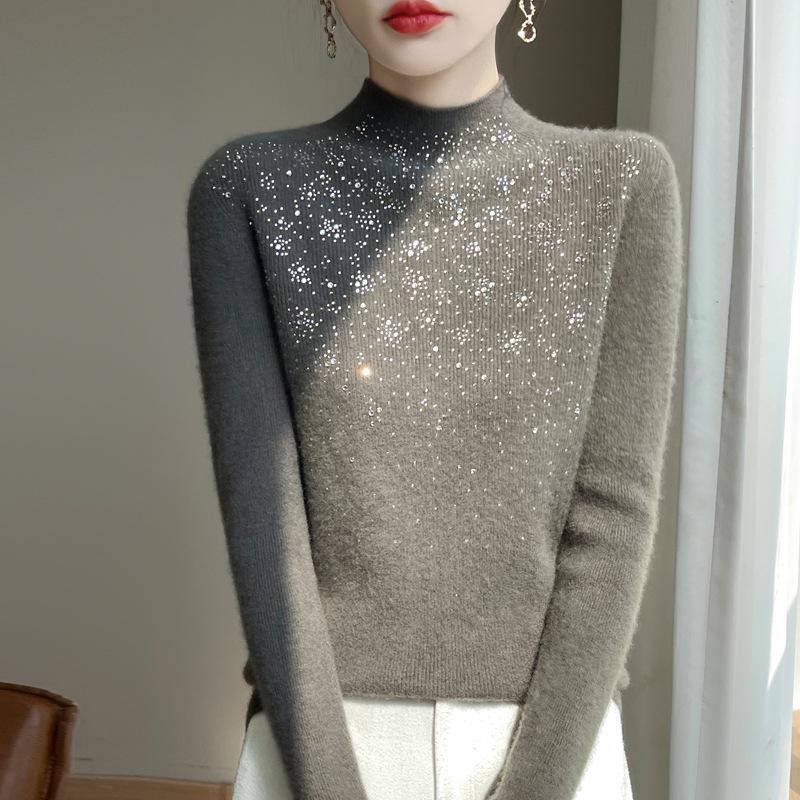2025 Autumn/Winter Women's Rhinestone Ribbed Knit Sweater: Stylish Long-Sleeve, Half-High Neck, Loose Fit.