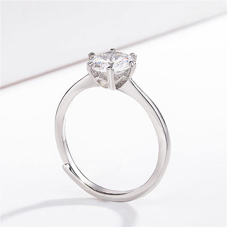 Korean Snowflake Heart-Shaped Simulated Diamond Ring for Weddings – 1 Carat, Six-Prong Design