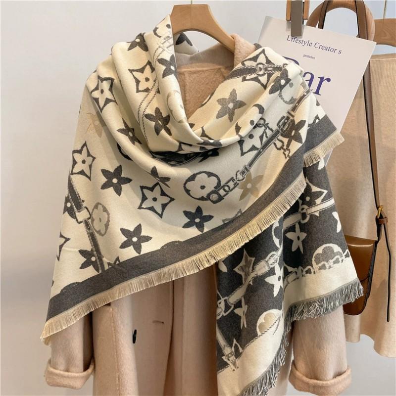 Warm Thick Wool-Blend Scarf With Tassels Soft Faux Cashmere Square Shawl Women Winter Office Daily Wear