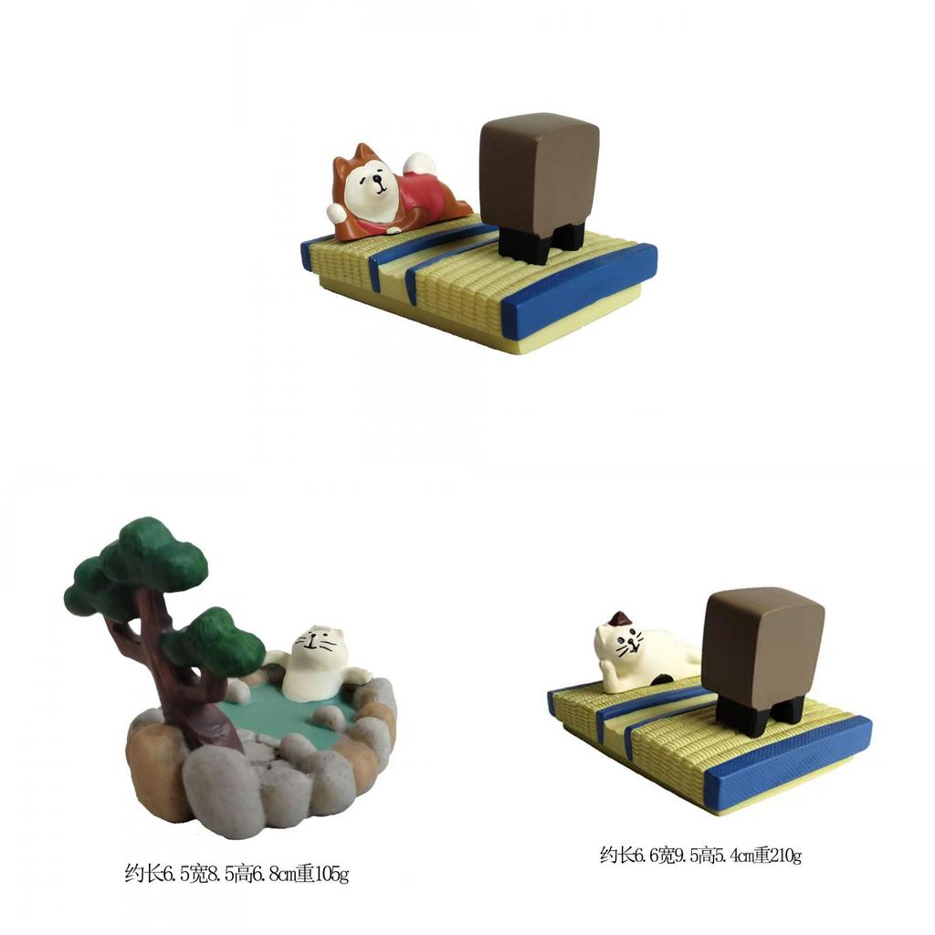 Tamamitsu Cat Resin Phone Stand With Artistic Design For Gift And Decor