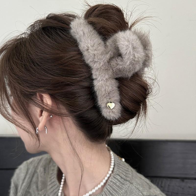 

Плюшевая заколка для волос осень-зима женские аксессуары для волос большие заколки в виде акулы головной убор для девочек корейский женский головной убор