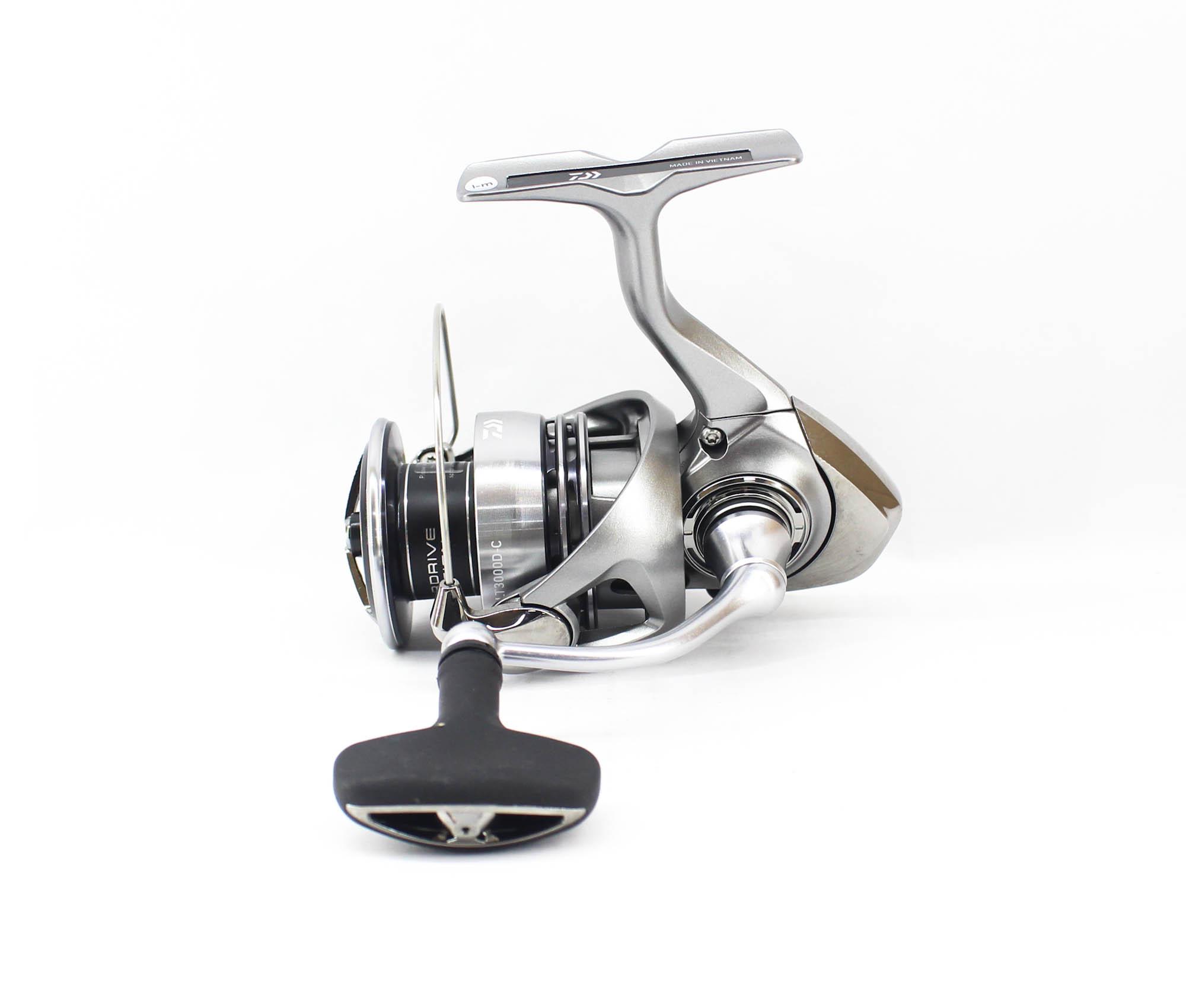 

Катушка Daiwa спиннинговая 23 Exceler LT3000D-C (7839)